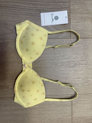  2202/LEMONADE